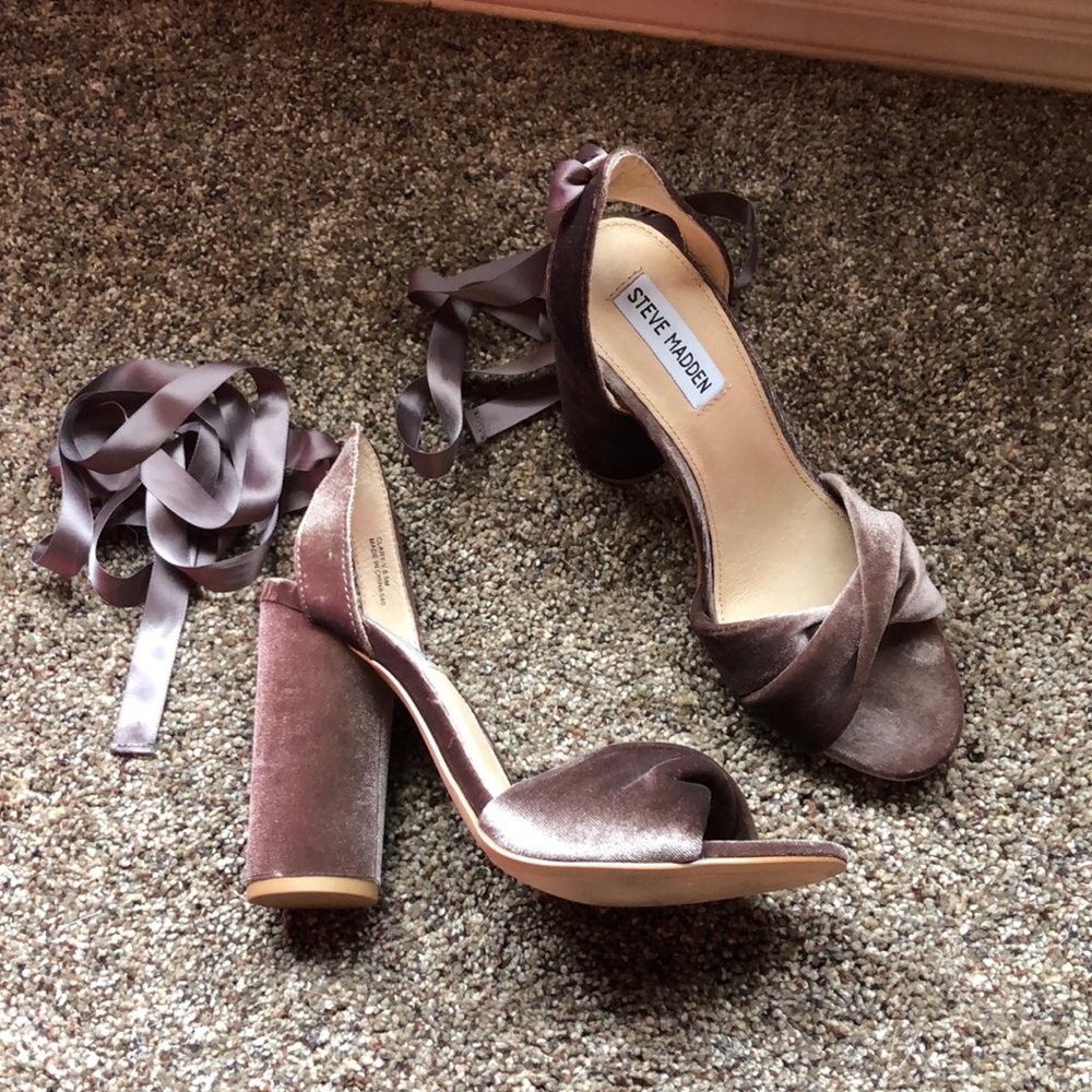 Steve Madden velvet heels